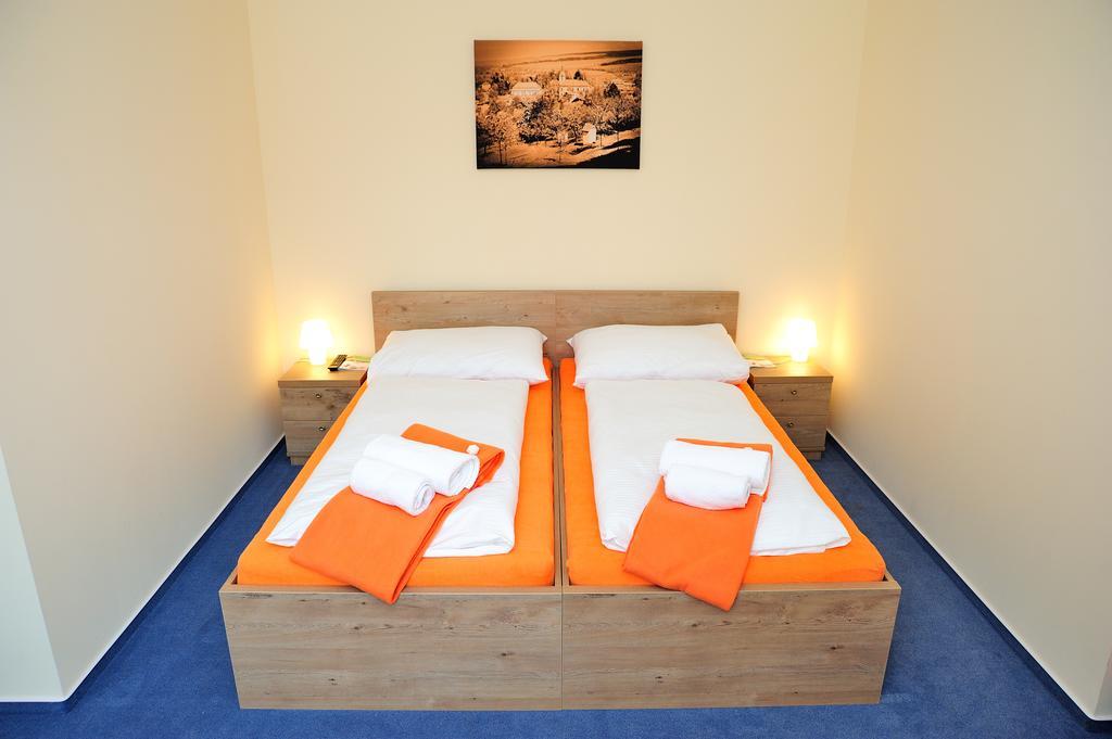 Hotel Praha Potstejn Room photo